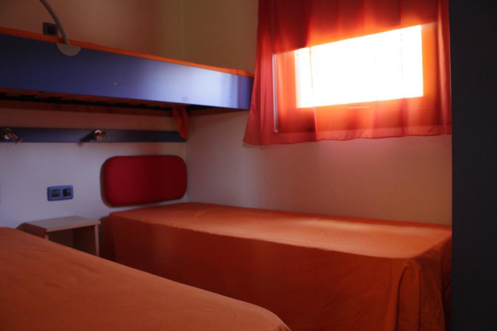 Camping I Melograni Marina Di Bibbona Quarto foto