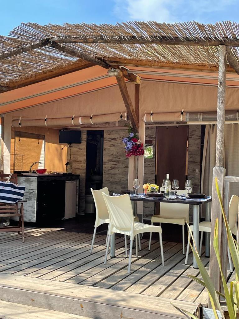 Camping I Melograni Marina Di Bibbona Exterior foto